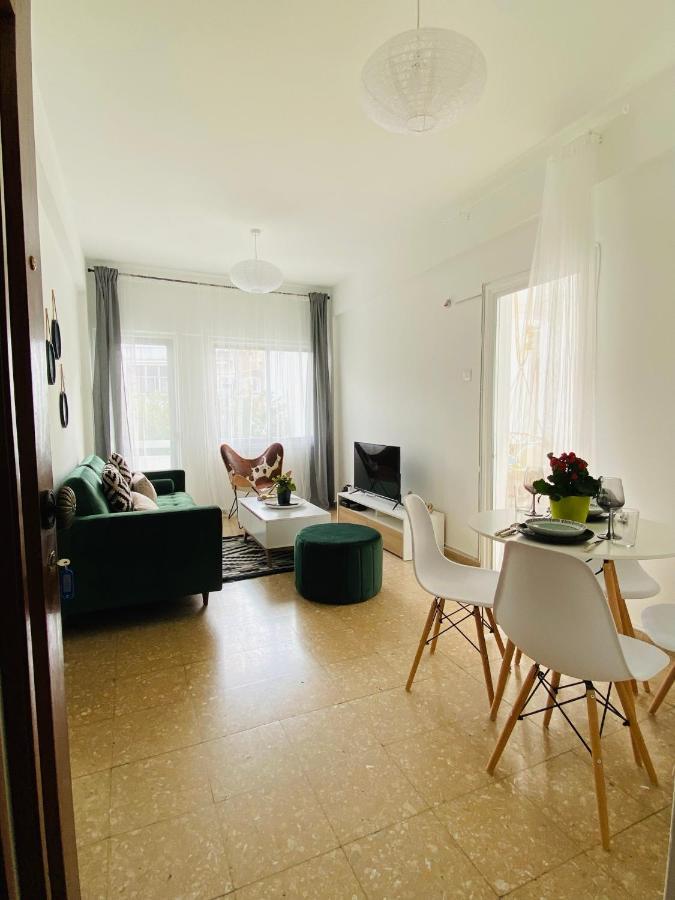 Boho-Chic One Bedroom Flat In Engomi Exteriör bild